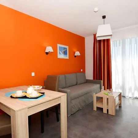 Rezort 2p 4p Terra Gaia Sète